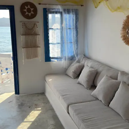 Syrma Sunset Areti Semesterbostad