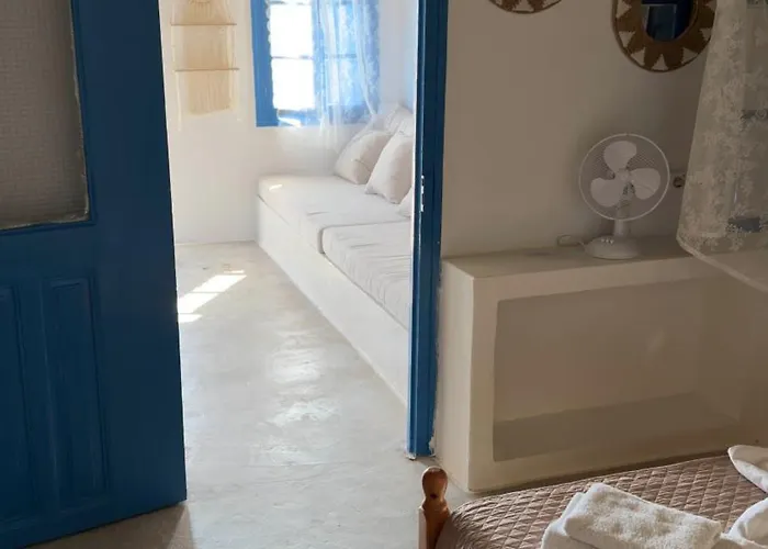 Syrma Sunset Areti Plaka (Milos)