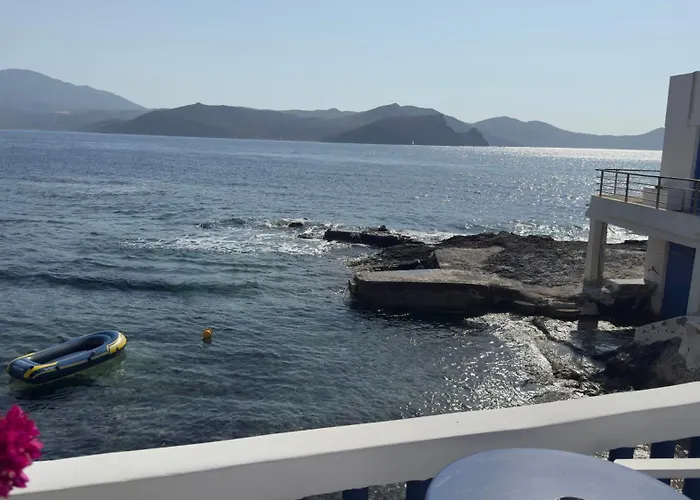 Syrma Sunset Areti Semesterbostad